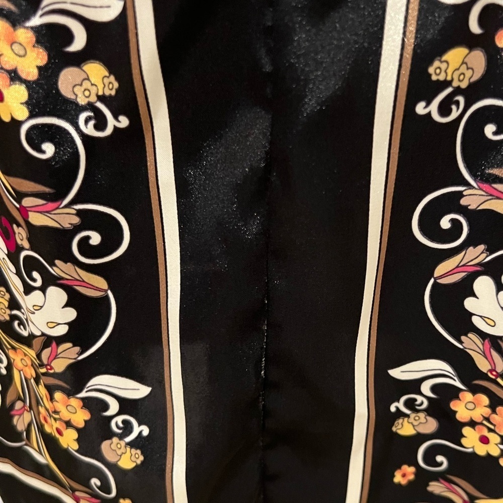 STUDIO JPR Multi Color Floral Design Top Black with Flowers Small dress - Picture 2 of 7